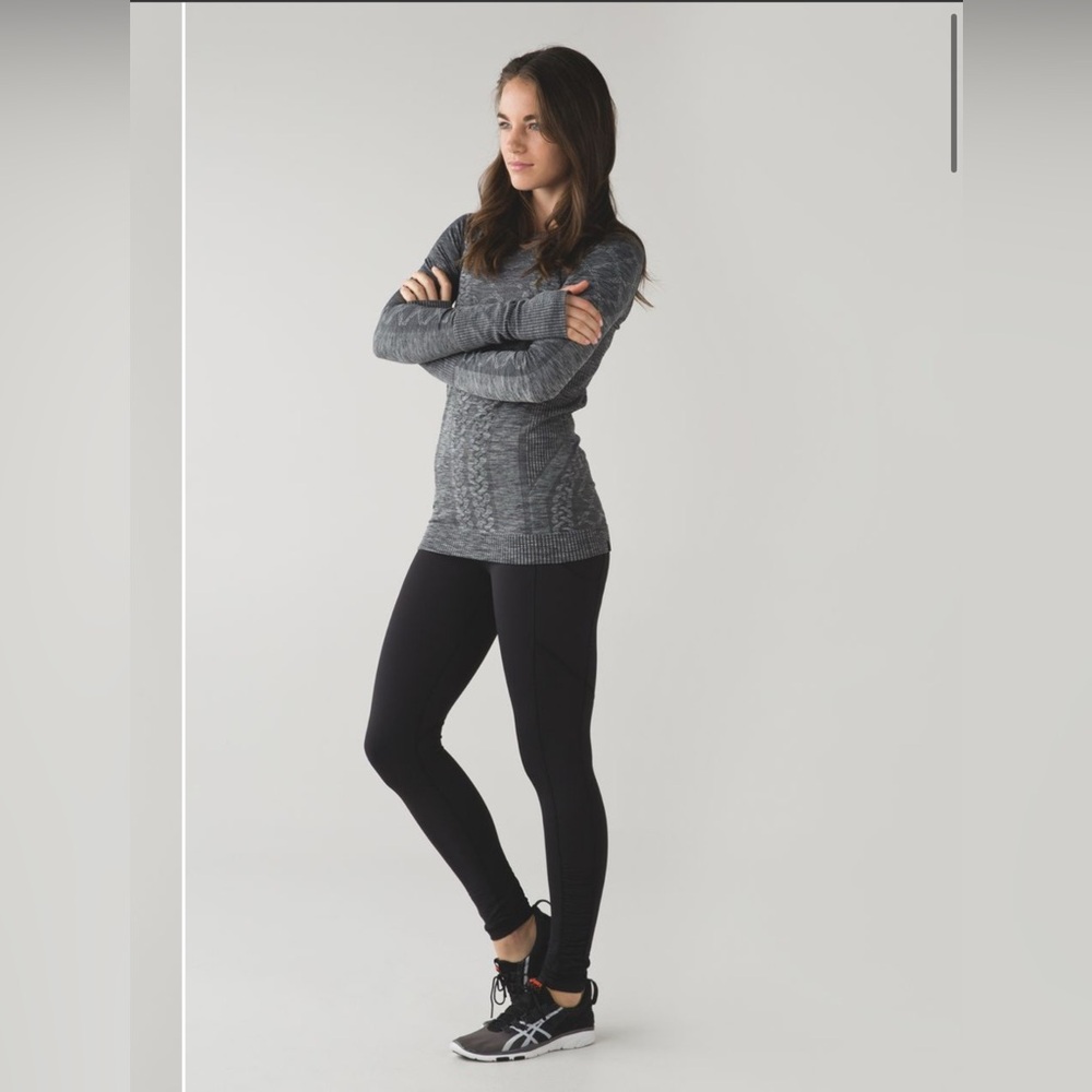 Lululemon women’s Rest Less Pullover Long Sleeve Heathered Black Size 2